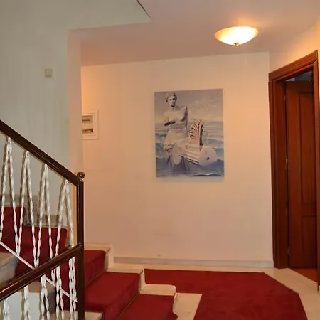 Pythia Art Hotel 3*